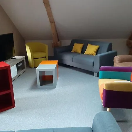 Semesterbostad 10 Pers Pmr Saint Flour