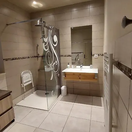 10 Pers Pmr Saint Flour