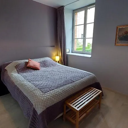 10 Pers Pmr Saint Flour 펜션 Ussel (Cantal)