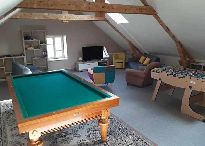 Holiday home 10 Pers Pmr Saint Flour