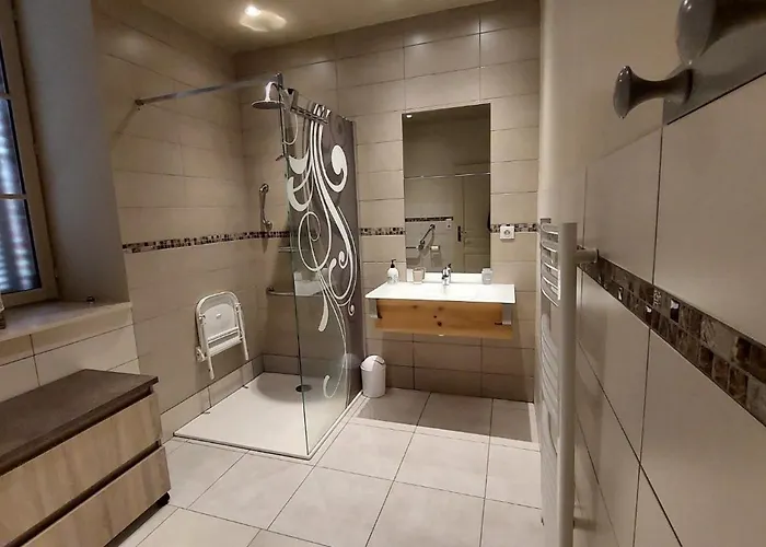 10 Pers Pmr Saint Flour